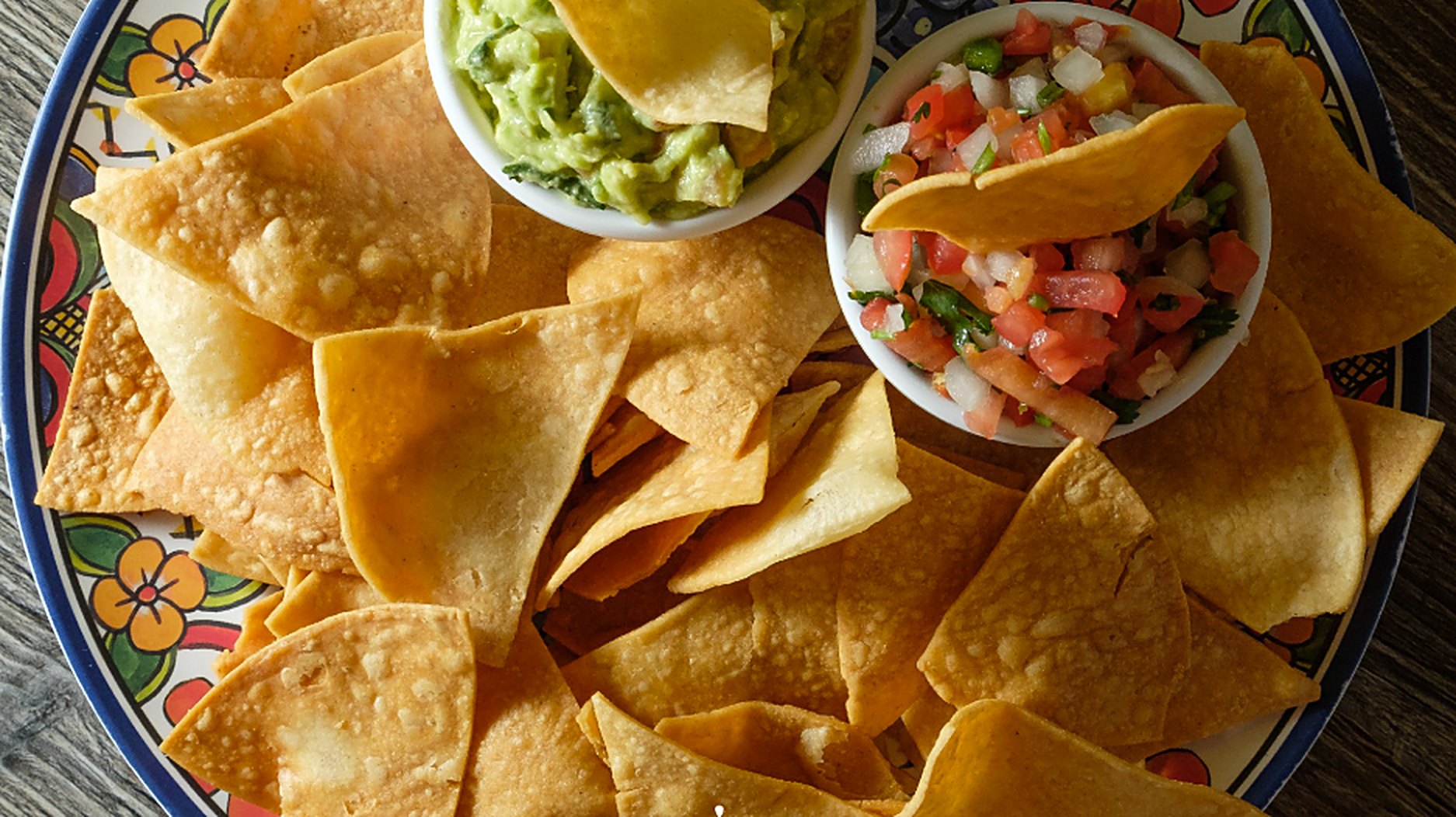 Chips, salsa and guacamole